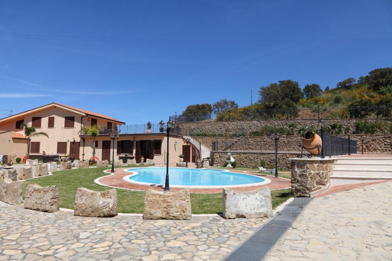 Sikelios Apartments Чефалу Экстерьер фото