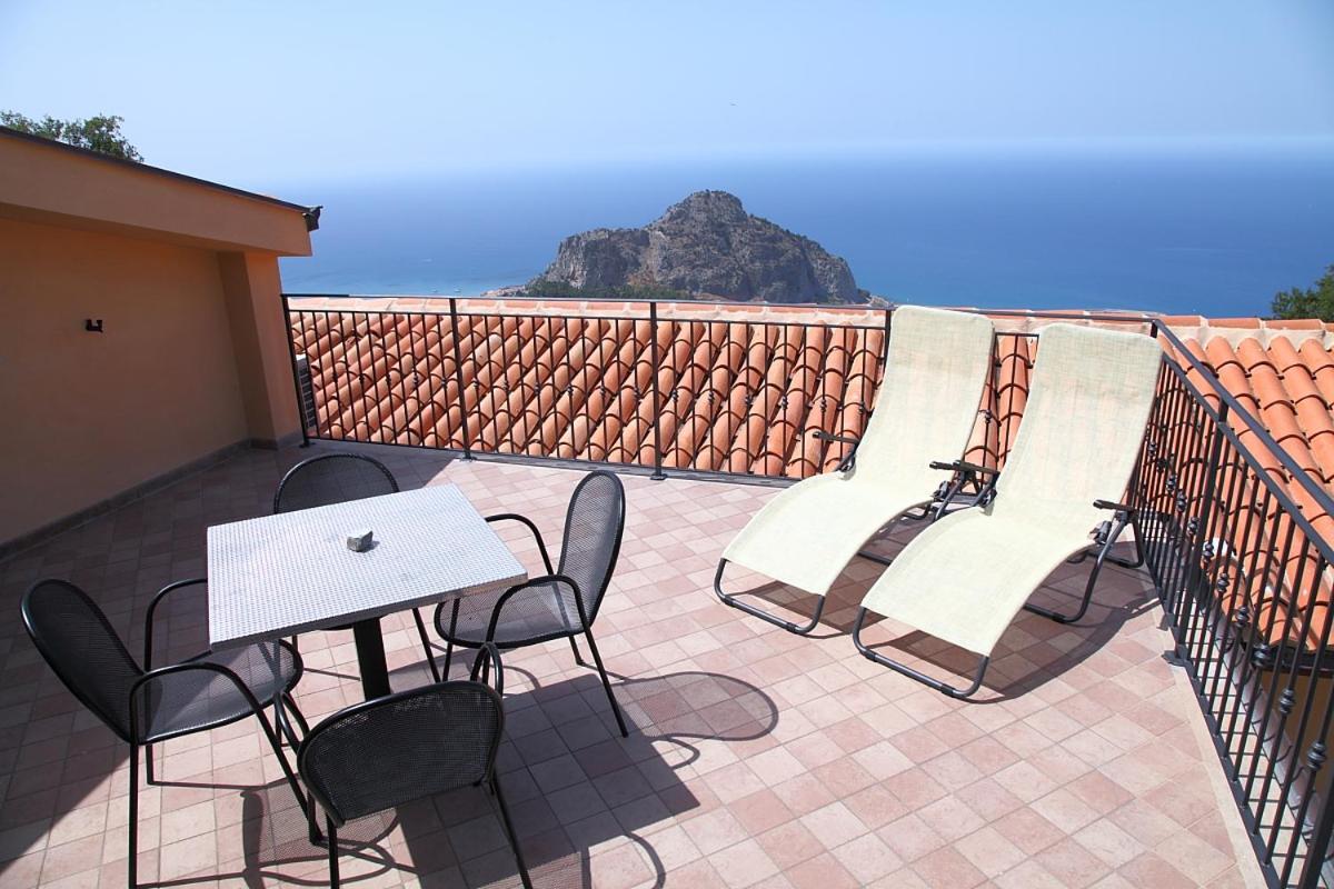 Sikelios Apartments Чефалу Экстерьер фото